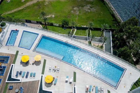 Copropriété à louer à Miami, Floride: 2 chambres, 114.73 m2 № 2436218 - photo 21