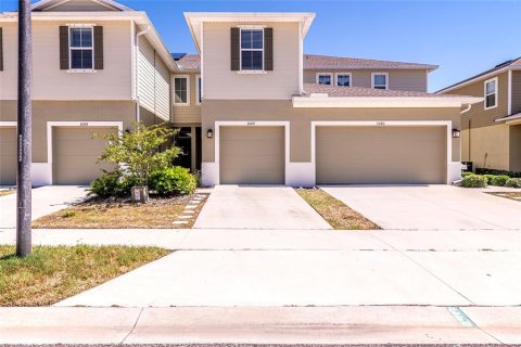 Townhouse in Holiday, Florida 3 bedrooms, 134.15 sq.m. № 2314623
