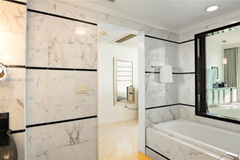 Copropriété à vendre à Miami Beach, Floride: 2 chambres, 120.03 m2 № 2154830 - photo 26