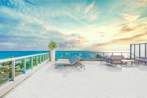Condo à Miami Beach, Floride, 2 chambres  № 2154830