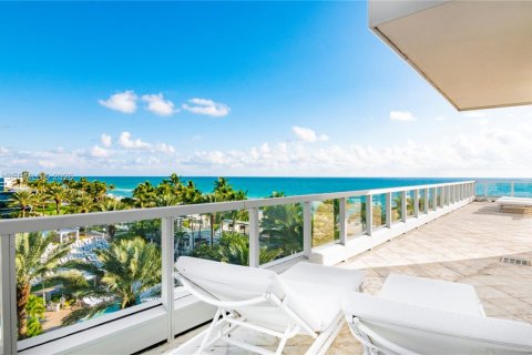Copropriété à vendre à Miami Beach, Floride: 2 chambres, 120.03 m2 № 2154830 - photo 2