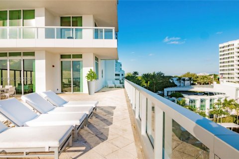 Copropriété à vendre à Miami Beach, Floride: 2 chambres, 120.03 m2 № 2154830 - photo 5