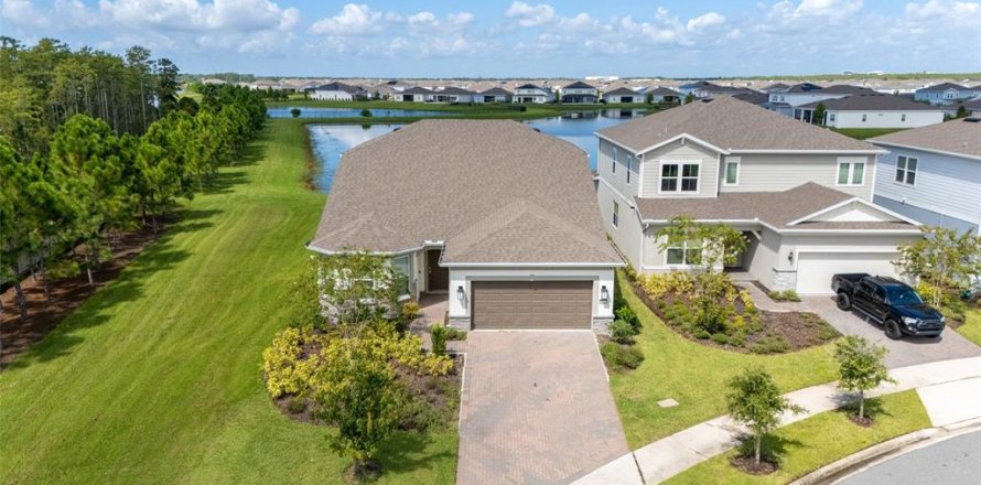 Casa en Orlando, Florida 4 dormitorios, 274.8 m2 № 2351669