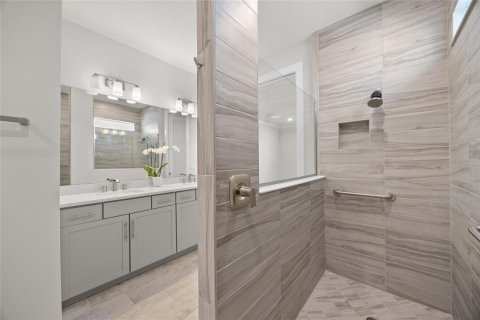 Casa en venta en Orlando, Florida, 4 dormitorios, 274.8 m2 № 2351669 - foto 27