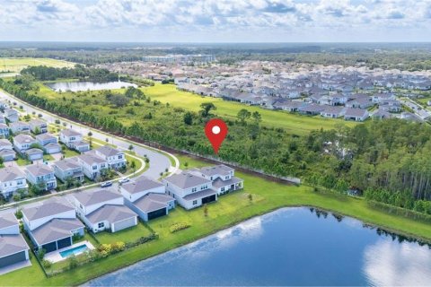 Casa en venta en Orlando, Florida, 4 dormitorios, 274.8 m2 № 2351669 - foto 2