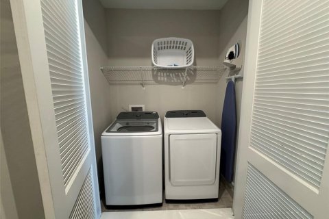 Снять в аренду таунхаус в Киссимми, Флорида 1 комната, 158.31м2, № 2234840 - фото 20