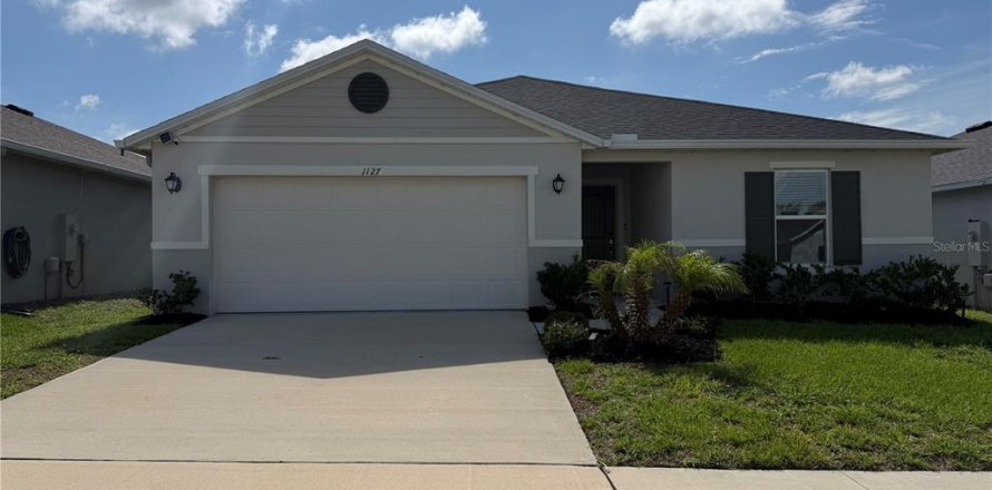 House in Winter Haven, Florida 4 bedrooms, 186.18 sq.m. № 2233618
