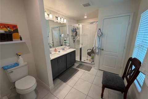 House in Winter Haven, Florida 4 bedrooms, 186.18 sq.m. № 2233618 - photo 16