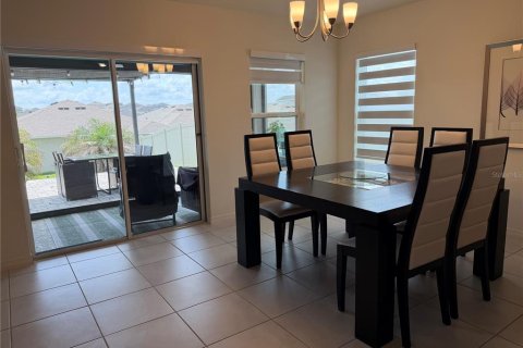 House in Winter Haven, Florida 4 bedrooms, 186.18 sq.m. № 2233618 - photo 26