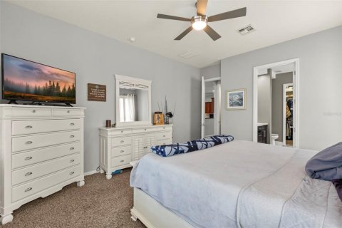 Villa ou maison à vendre à Orlando, Floride: 4 chambres, 254.92 m2 № 2345426 - photo 18