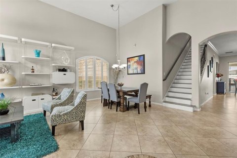 Villa ou maison à vendre à Orlando, Floride: 4 chambres, 254.92 m2 № 2345426 - photo 4