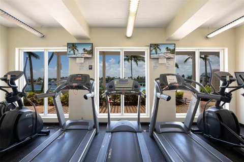 Condo in Fort Lauderdale, Florida, 2 bedrooms № 2175355 - photo 24