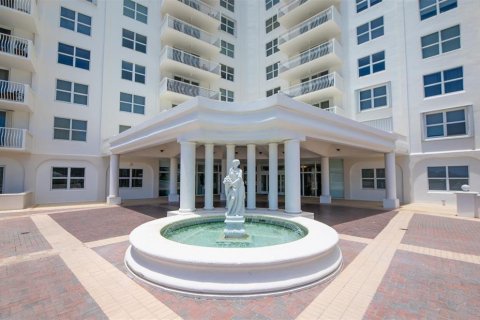 Condo in Fort Lauderdale, Florida, 2 bedrooms № 2175355 - photo 15