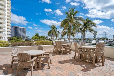 Condo in Fort Lauderdale, Florida, 2 bedrooms № 2175355 - photo 29