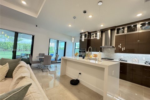 Casa en venta en Westlake, Florida, 3 dormitorios, 213.68 m2 № 1999656 - foto 11