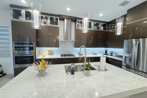 Casa en venta en Westlake, Florida, 3 dormitorios, 213.68 m2 № 1999656 - foto 8