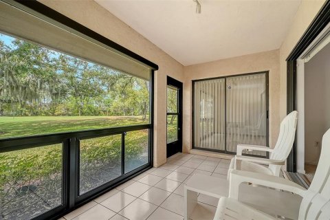 Villa ou maison à vendre à Sarasota, Floride: 2 chambres, 110.37 m2 № 2136579 - photo 14
