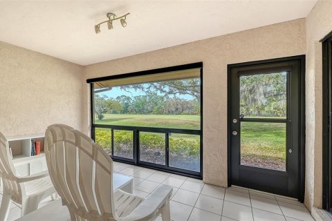 Villa ou maison à vendre à Sarasota, Floride: 2 chambres, 110.37 m2 № 2136579 - photo 4