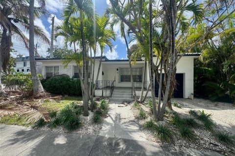 Villa ou maison à Miami, Floride 2 chambres, 170.85 m2 № 2041520