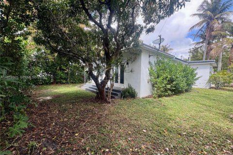 Villa ou maison à louer à Miami, Floride: 2 chambres, 170.85 m2 № 2041520 - photo 18