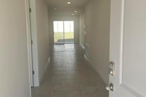 Villa ou maison à vendre à Poinciana, Floride: 4 chambres, 198.25 m2 № 2143306 - photo 6