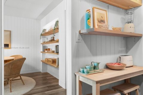 Condominio en venta en Miami Beach, Florida, 2 dormitorios, 88.16 m2 № 1977004 - foto 12