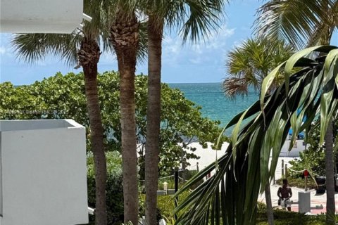 Condominio en venta en Miami Beach, Florida, 2 dormitorios, 88.16 m2 № 1977004 - foto 28
