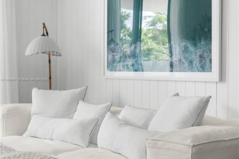 Condominio en venta en Miami Beach, Florida, 2 dormitorios, 88.16 m2 № 1977004 - foto 9