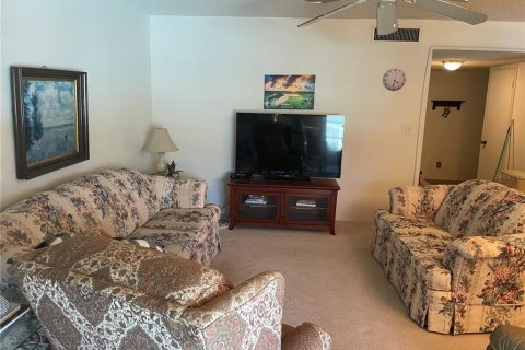 Condo in Ocala, Florida, 2 bedrooms  № 1916935 - photo 2