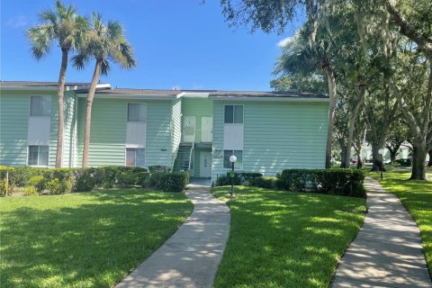 Condo in Ocala, Florida, 2 bedrooms  № 1916935 - photo 1