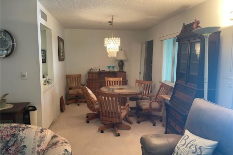 Condo in Ocala, Florida, 2 bedrooms  № 1916935 - photo 3