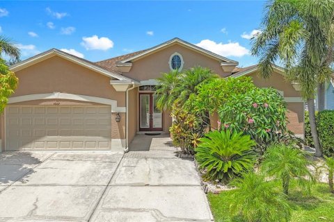 House in Bradenton, Florida 4 bedrooms, 235.04 sq.m. № 1869726 - photo 1