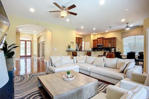 House in Bradenton, Florida 4 bedrooms, 235.04 sq.m. № 1869726 - photo 22