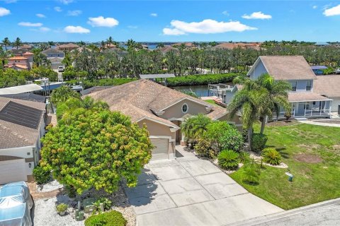House in Bradenton, Florida 4 bedrooms, 235.04 sq.m. № 1869726 - photo 6