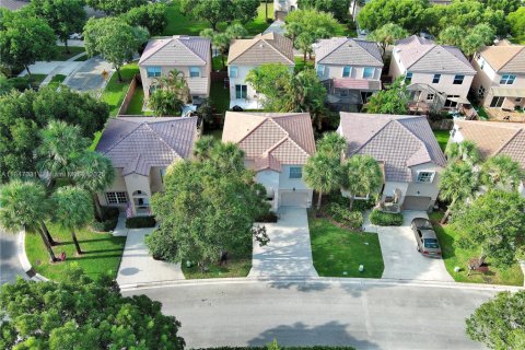 House in Plantation, Florida 3 bedrooms, 146.88 sq.m. № 1845505 - photo 27