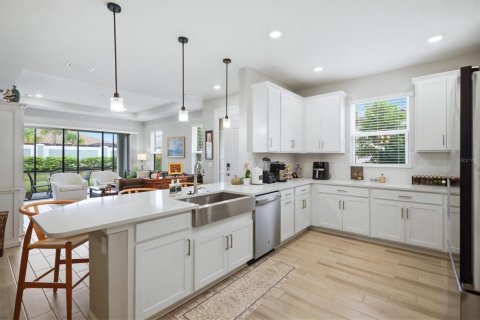 Villa ou maison à vendre à Bradenton, Floride: 2 chambres, 142.42 m2 № 2417072 - photo 11