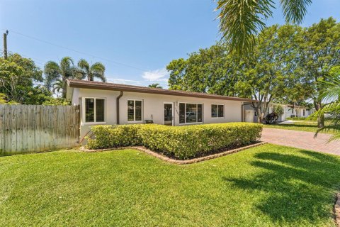 Villa ou maison à vendre à Pompano Beach, Floride: 3 chambres, 136.1 m2 № 2089585 - photo 3
