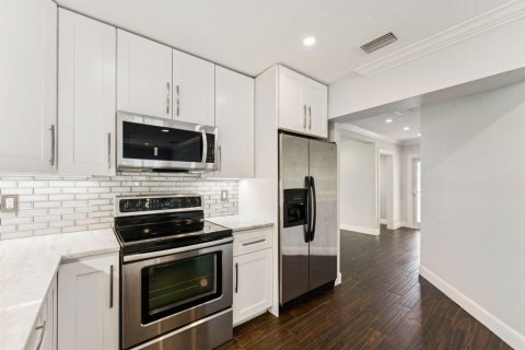 Villa ou maison à vendre à Pompano Beach, Floride: 3 chambres, 136.1 m2 № 2089585 - photo 14