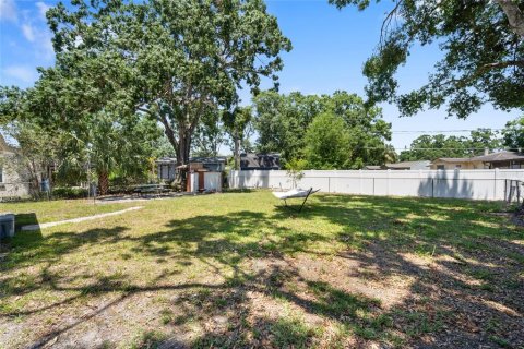 House in Tampa, Florida 2 bedrooms, 100.15 sq.m. № 1736358 - photo 29