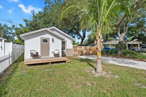 Villa ou maison à vendre à Saint Petersburg, Floride: 3 chambres, 115.2 m2 № 2398875 - photo 5