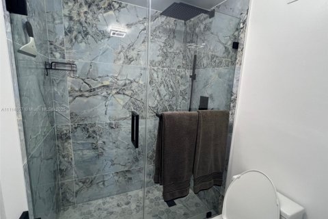 Снять в аренду кондоминиум в Майами-Бич, Флорида 49.24м2, № 1812081 - фото 11