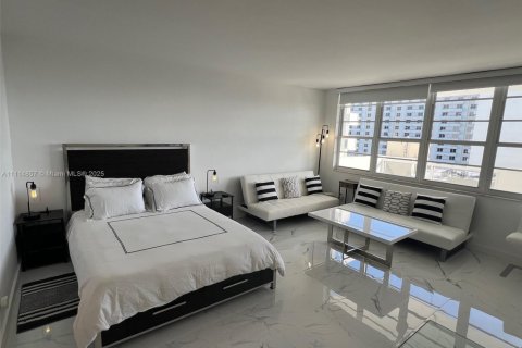 Снять в аренду кондоминиум в Майами-Бич, Флорида 49.24м2, № 1812081 - фото 14