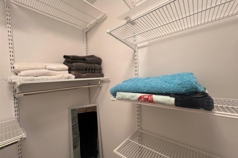 Снять в аренду кондоминиум в Майами-Бич, Флорида 49.24м2, № 1812081 - фото 19