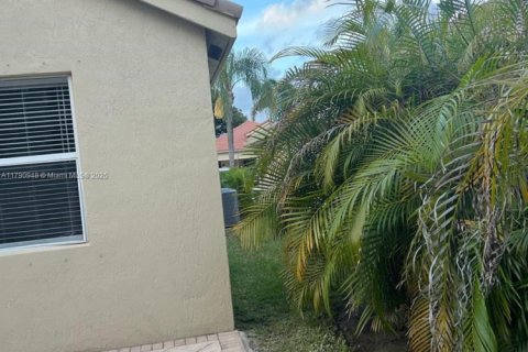 House in Boynton Beach, Florida 3 bedrooms, 176.61 sq.m. № 1731579 - photo 18