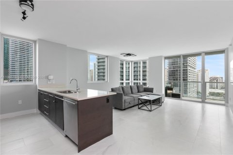 Condo à Miami, Floride, 3 chambres  № 2027321