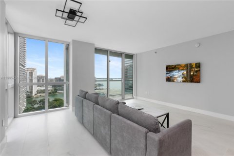 Copropriété à louer à Miami, Floride: 3 chambres, 138.8 m2 № 2027321 - photo 2