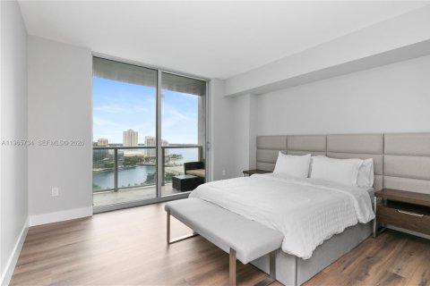 Copropriété à louer à Miami, Floride: 3 chambres, 138.8 m2 № 2027321 - photo 7