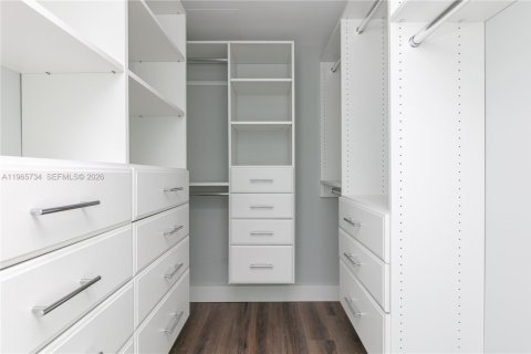 Copropriété à louer à Miami, Floride: 3 chambres, 138.8 m2 № 2027321 - photo 9