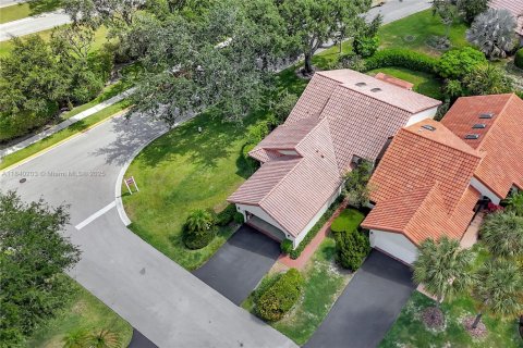 Купить таунхаус в Бока-Ратон, Флорида 3 спальни, 181.44м2, № 1957957 - фото 2