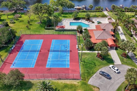 Купить таунхаус в Бока-Ратон, Флорида 3 спальни, 181.44м2, № 1957957 - фото 29